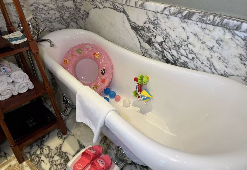 至尊海景冰公主親子三臥套房【小童小帳篷+小童用品】