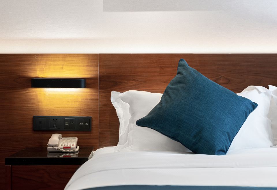 Beijing Placid Lake Resort HotelSuite