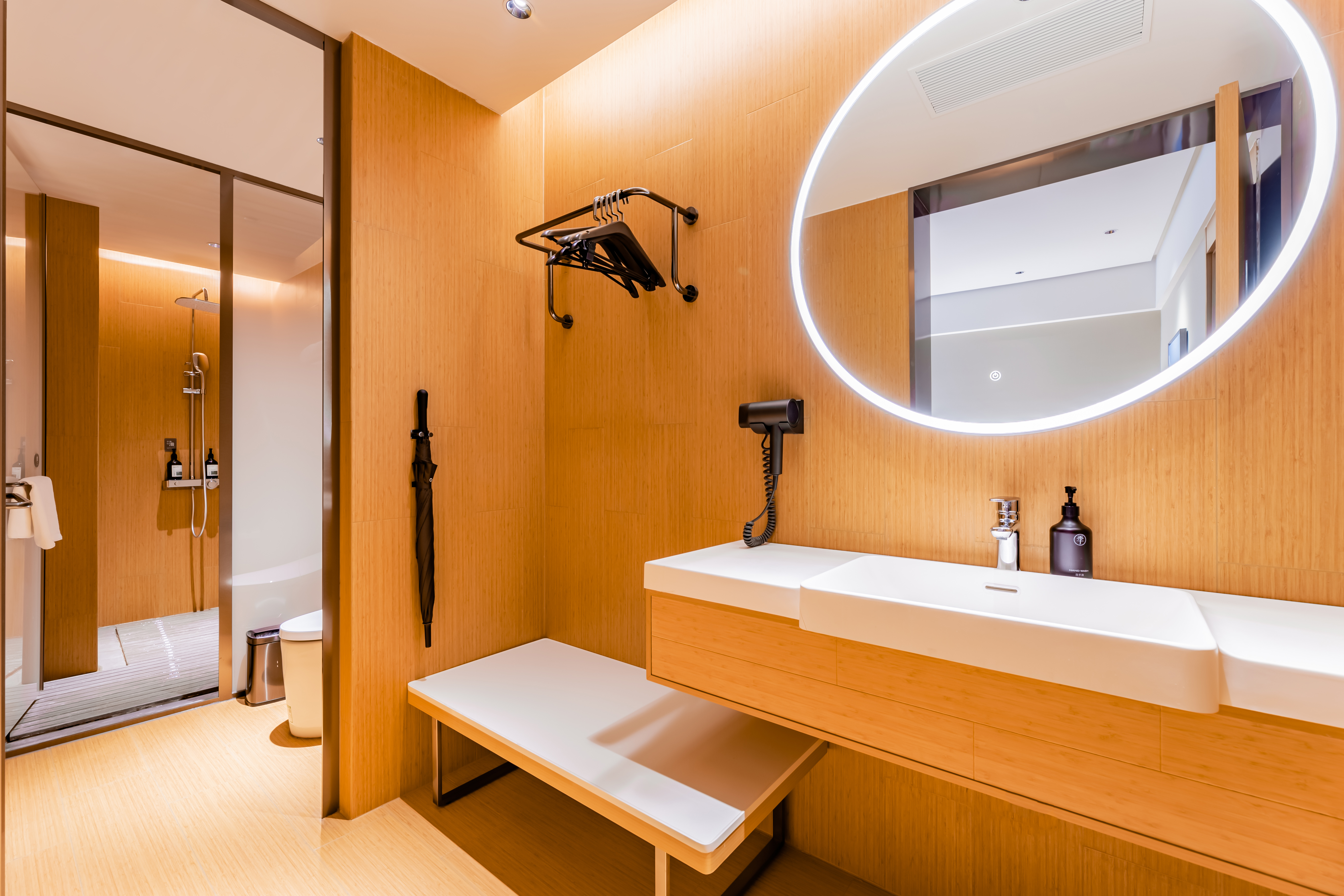 JI Hotel (Ordos Dongsheng Wanda Plaza)商务大床房（电视投屏+零压床垫+智能客控）