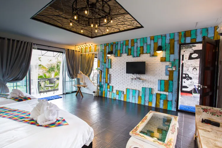 ห้องเอ็กเซ็กคิวทีฟ 3ท่าน (ห้องพักร้อน)