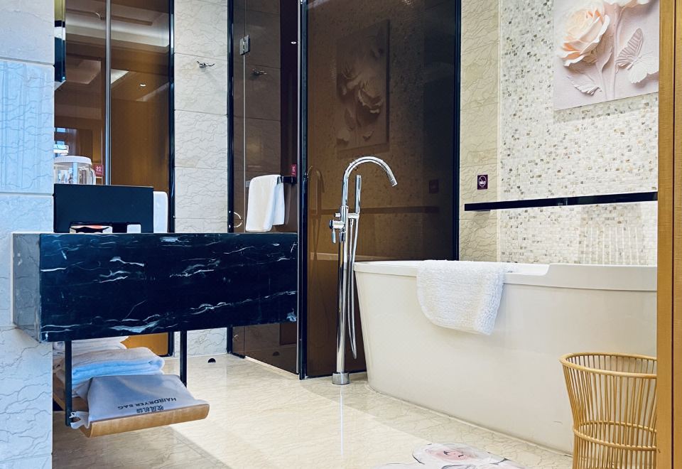 玫瑰主题行政大床房