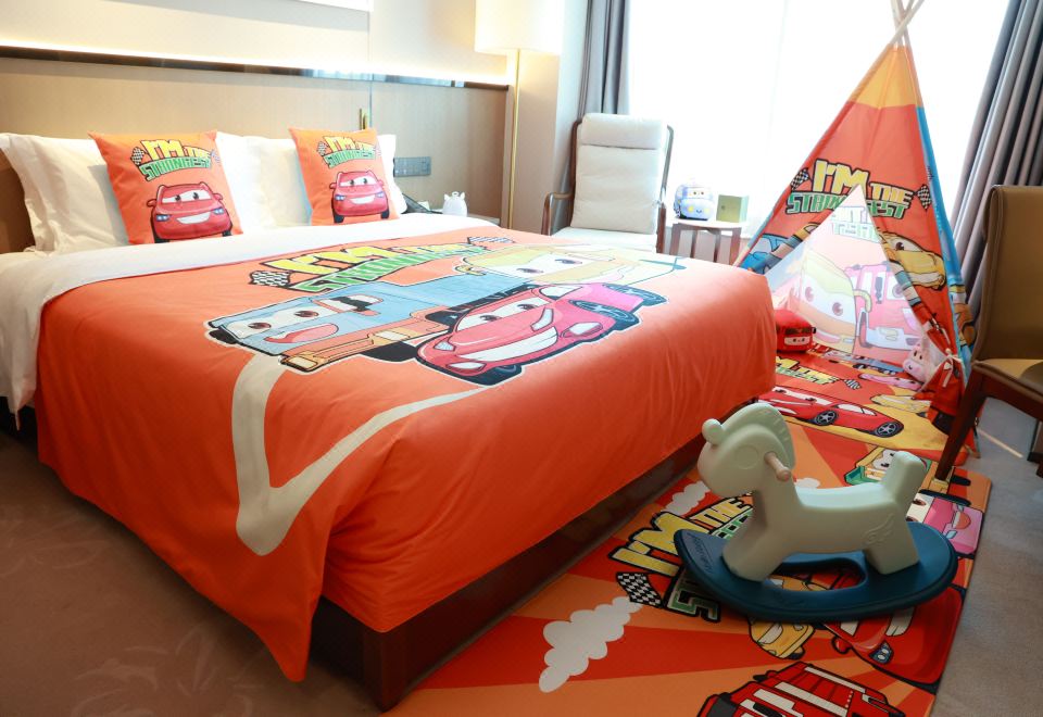 Beijing Guangdong HotelFamily-friendly Queen Room