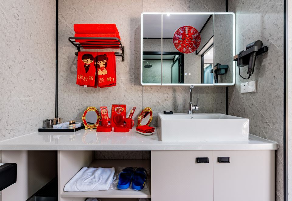 豪華太空艙大床房-豪享270度園林美景