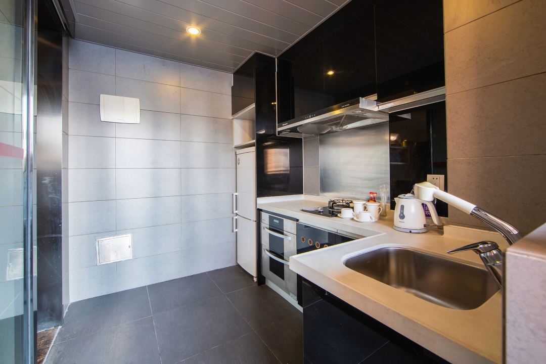 VR主题阳台两室套房（在线观影+沉浸游戏+独立洗衣机）