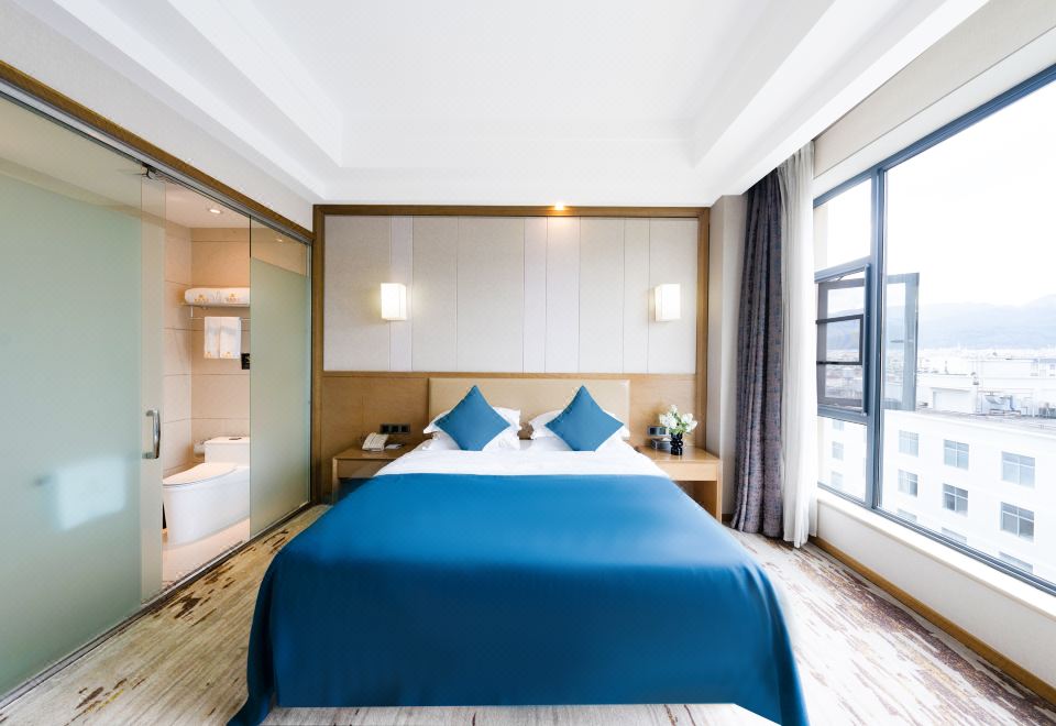 Fuying Hotel (Baoshan Station Wuzhou International Plaza)Executive Suite