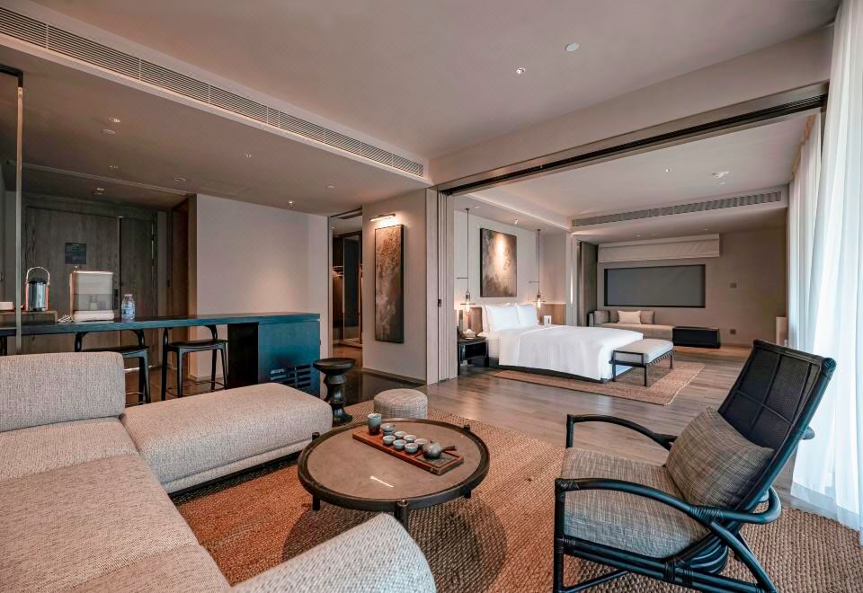 Executive Suite