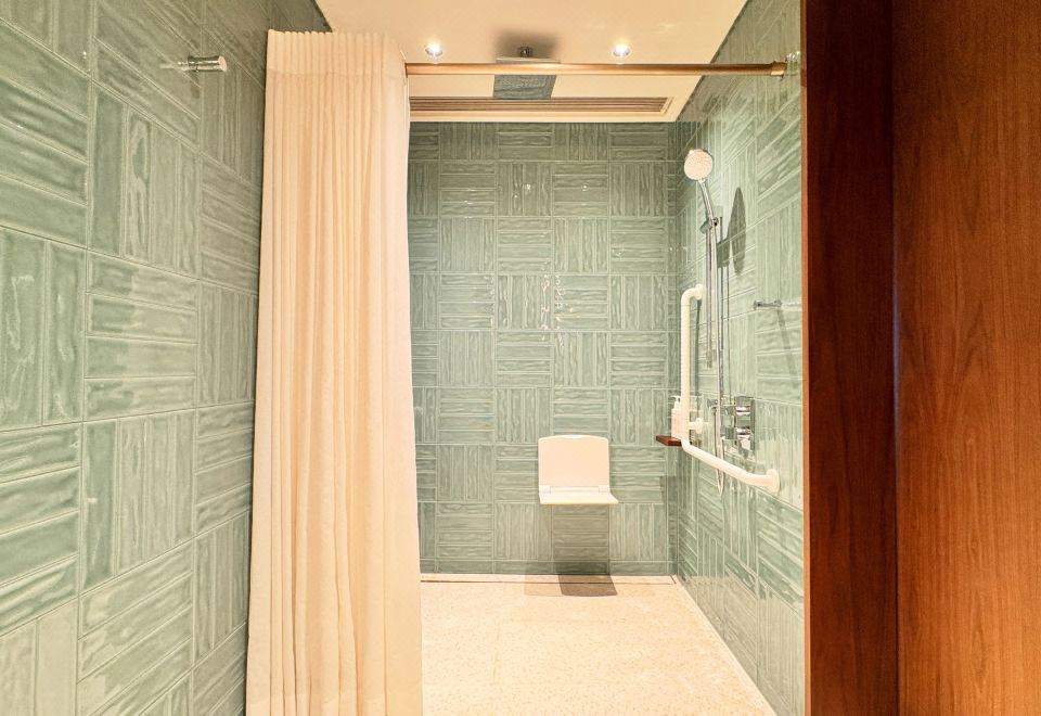 暖心大床房（私享席梦思床垫+亲肤床品+无障碍风格）