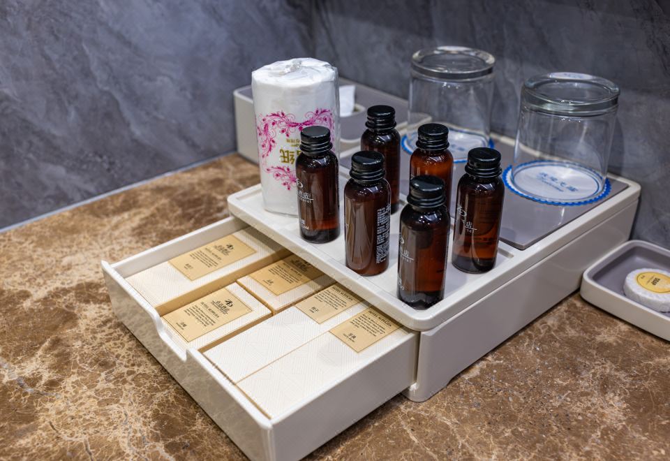 Qiaojia Zhuoda HotelDeluxe Queen Room