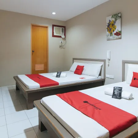RedDoorz @ Bridgeway Hotel Tuguegarao City Отели в г. Кагаян