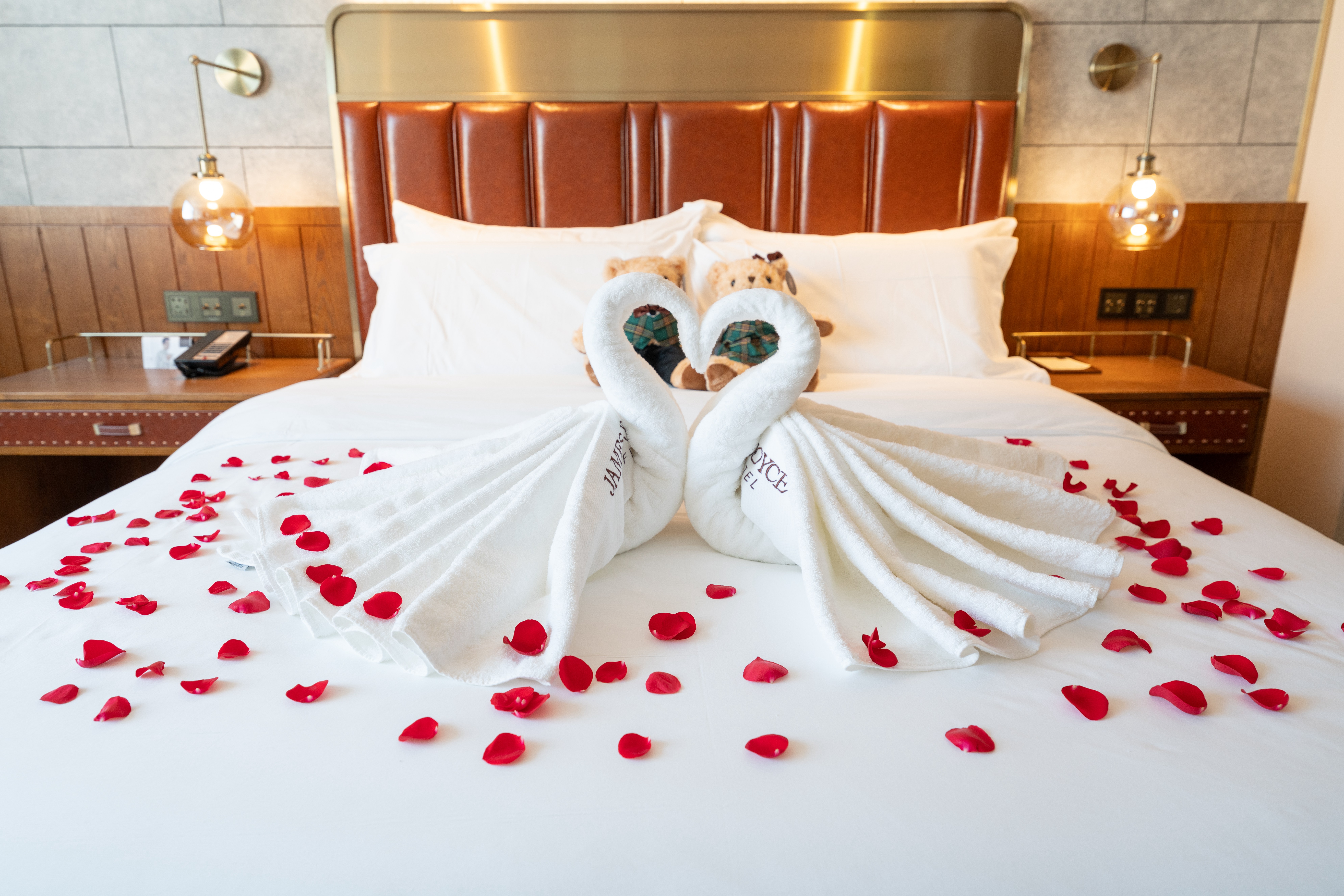 啡凡高级大床房（投屏）