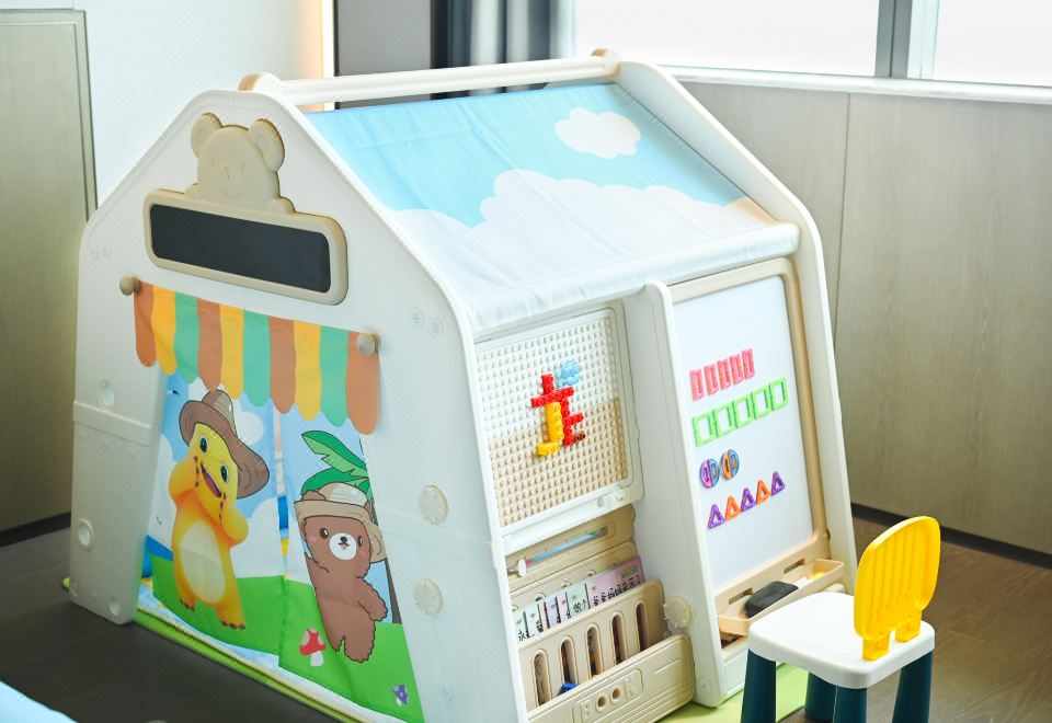 奶龍主題親子大床房