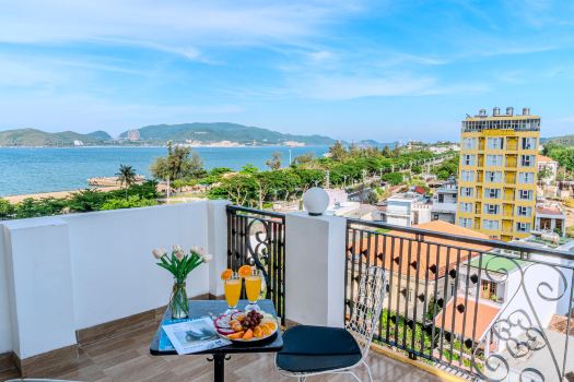 Melyna Hotel Nha Trang Beach