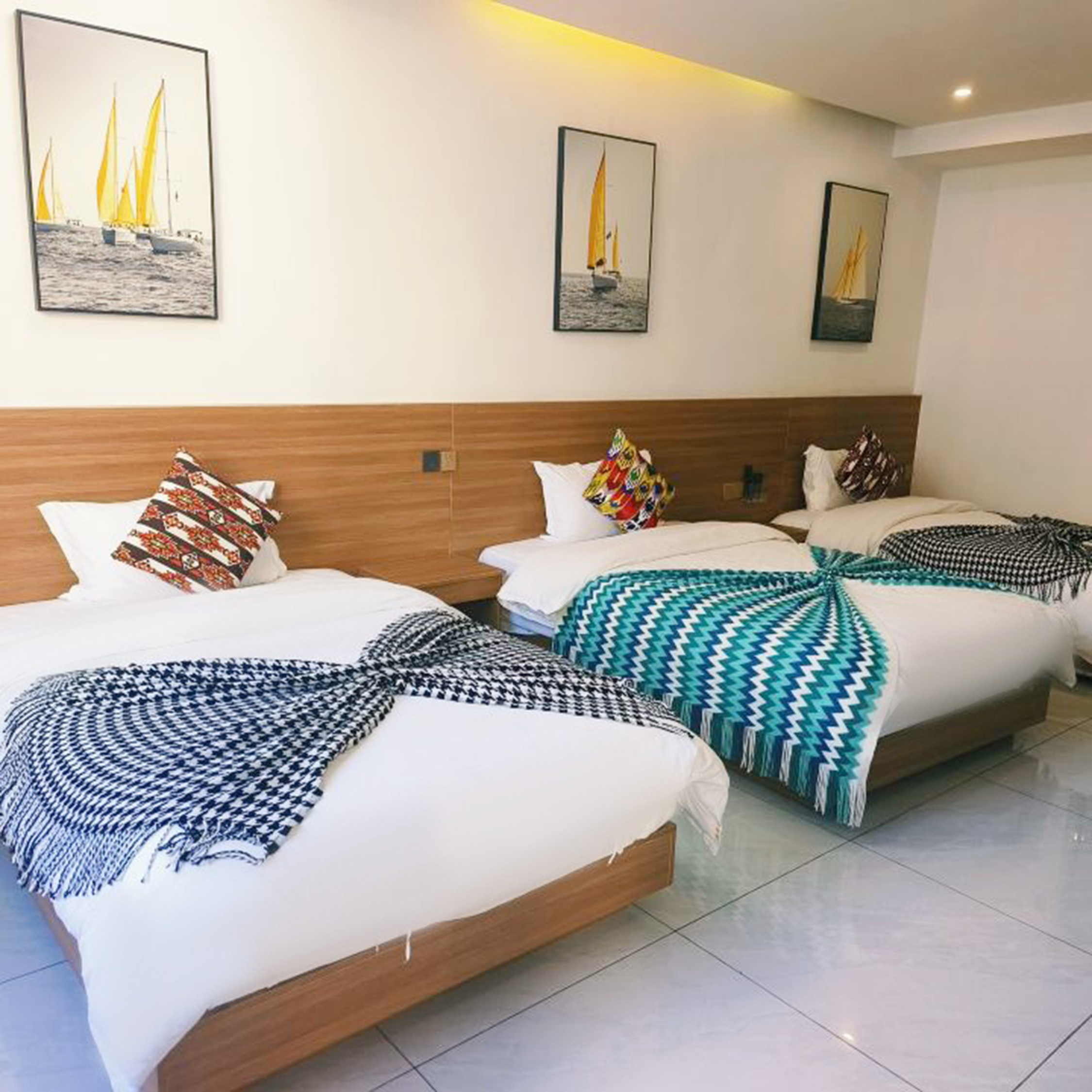 云端·舒适三人间（独立空调）