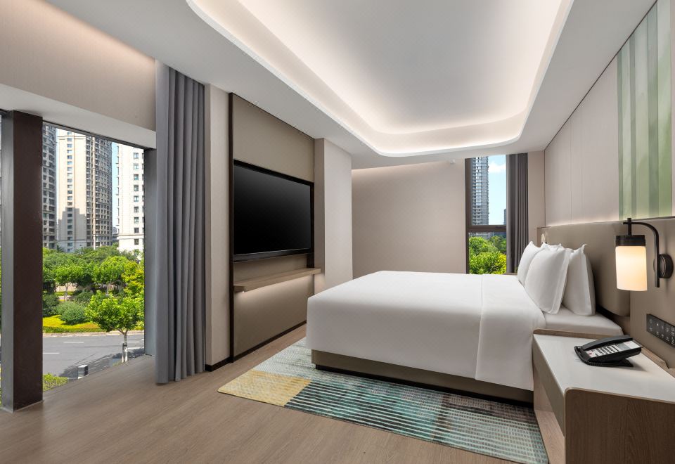 One Bedroom Suite City View