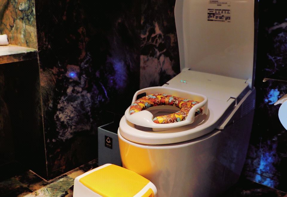 W Hotel XianB.Duck Themed Family Twin Room