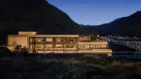 Jiuzhaigou · Dusk Mountain Villa