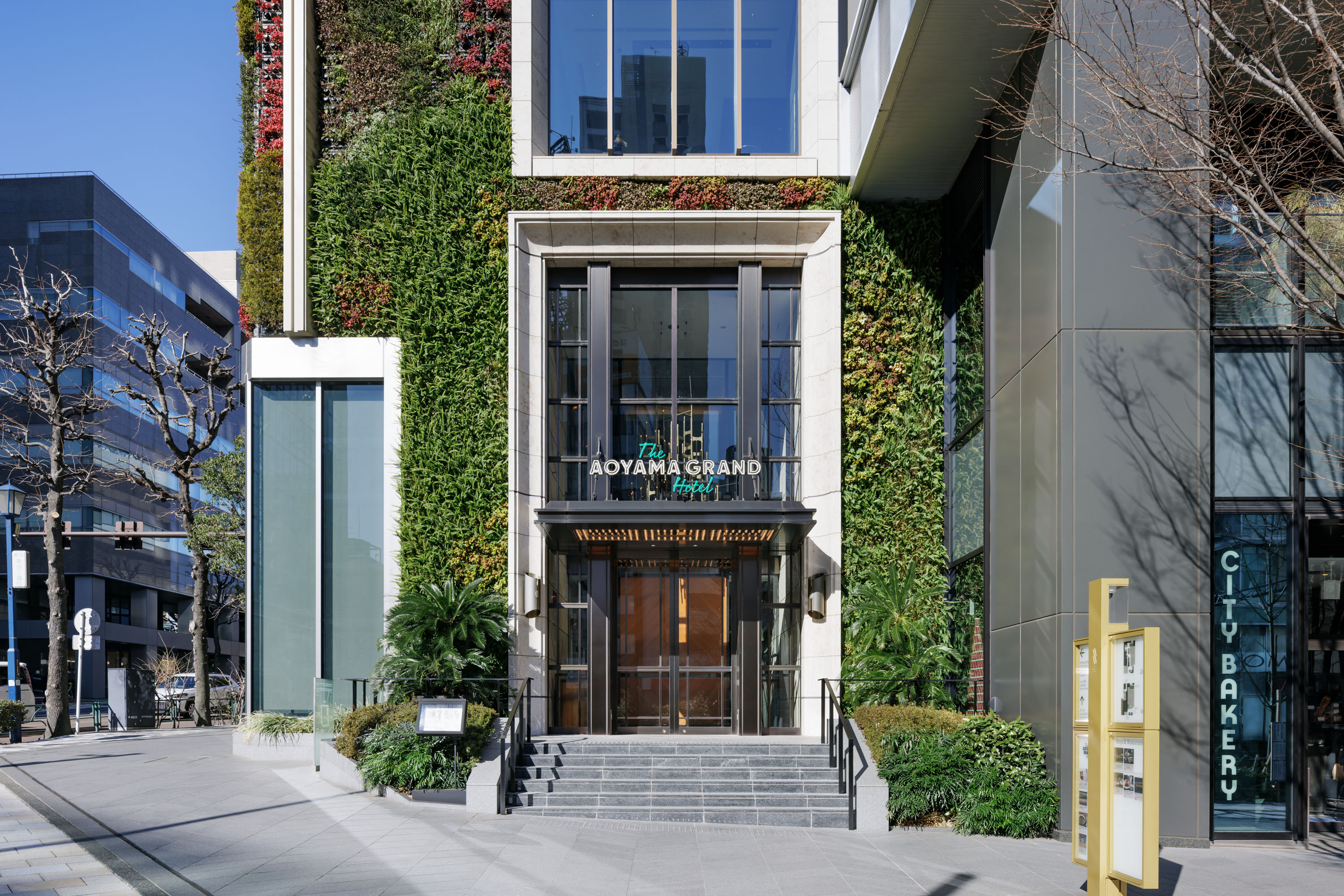 the aoyama grand hotel