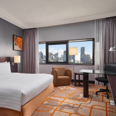 1 King Bed Standard City View Lounge Access