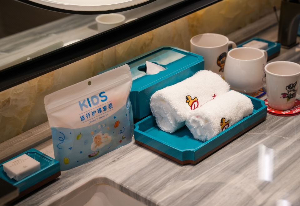 盼酷小童主题柏悦大床房