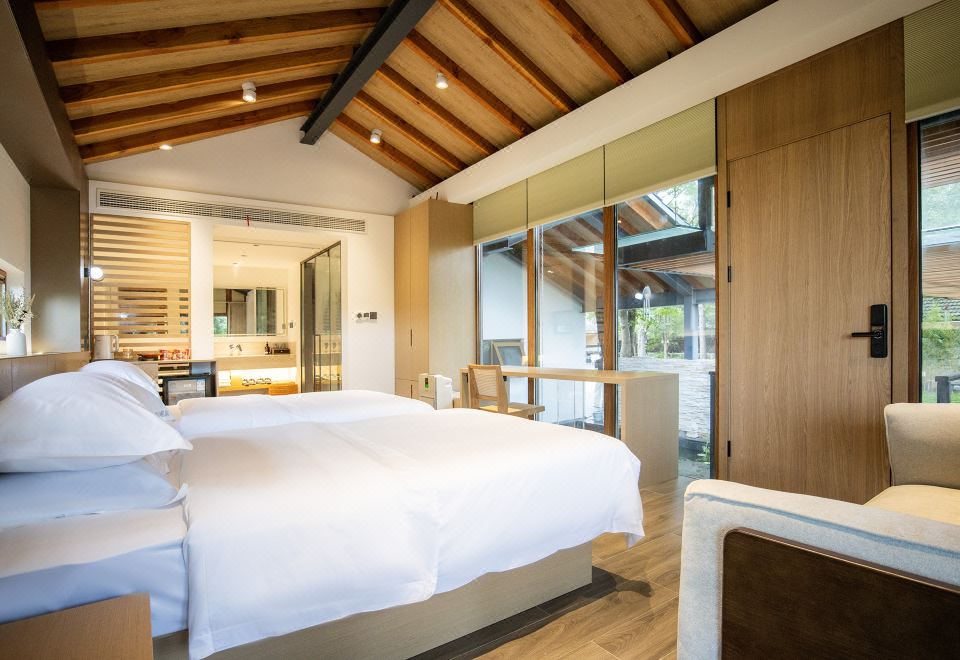 Deluxe Room (2 Beds) (Bathtub)