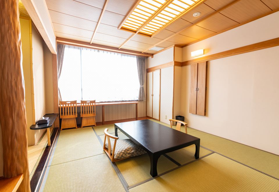 3F富士山景日式房10帖