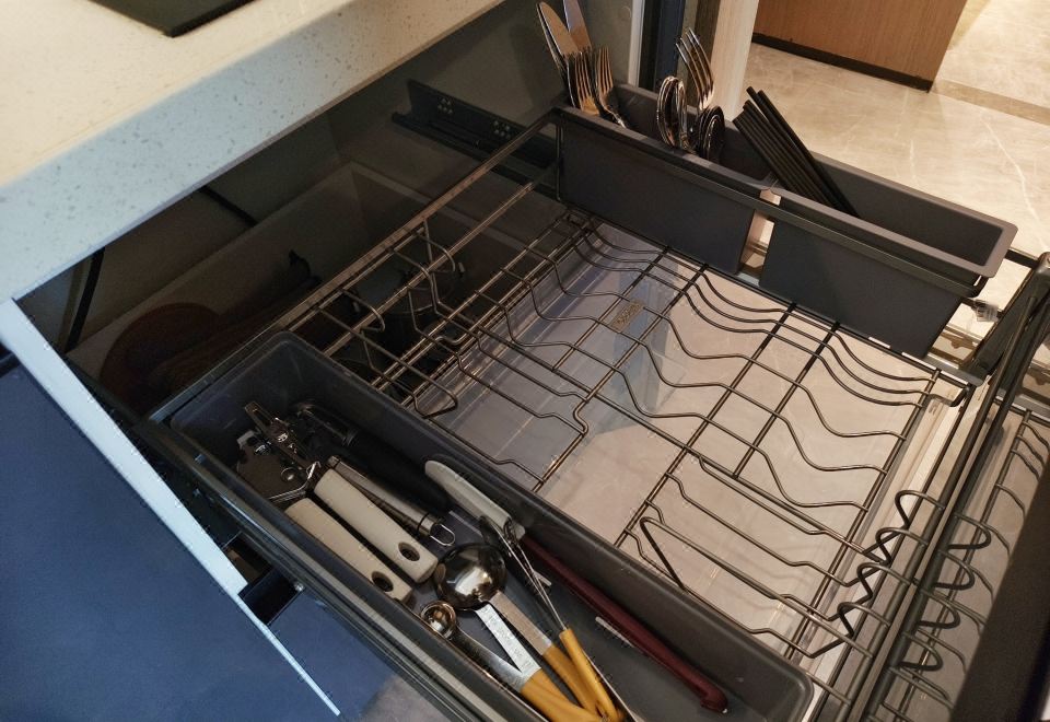 The Meixi Lake, Changsha Marriott Executive ApartmentsPig Hero Themed Room (Twin Beds)