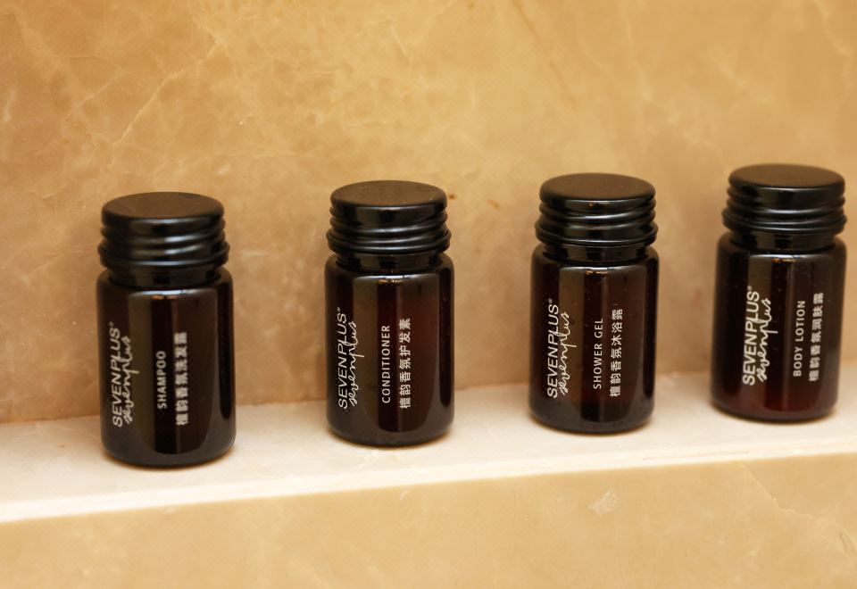 豪華湖景大床房