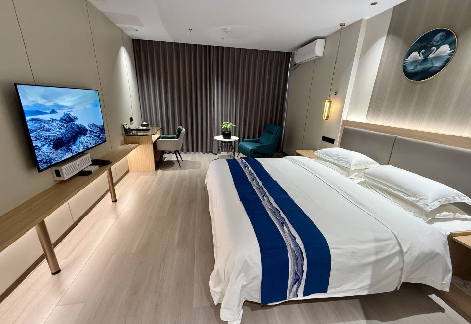 Duolun Grand HotelSelected Queen Room