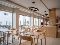 Moov Hotel Évora Hotels in Evora