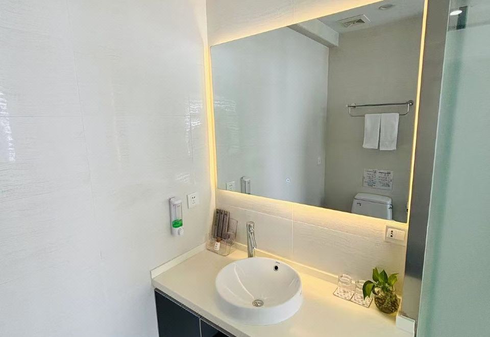 行政套房【溫馨舒適+深睡床墊+寬敞愜意+落地景】