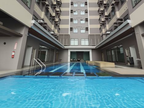Home Me Hotel·Pool/LRT-2 Cubao | At Aurora Escalades Quezon
