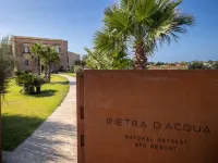 Pietra d'Acqua Natural Retreat and Spa Resort by Geocharme Các khách sạn ở 