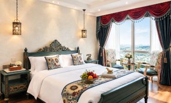 Aladdin Magical Holiday Hotel - Housity