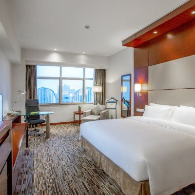 高級大床房 杭州蕭山眾安假日飯店優惠