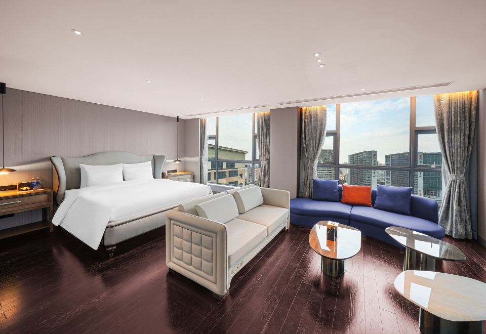 家庭三卧豪华行政套房