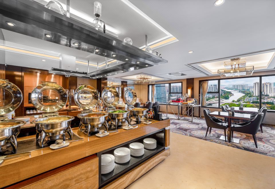 Sheraton Zhongshan HotelFamily Suite