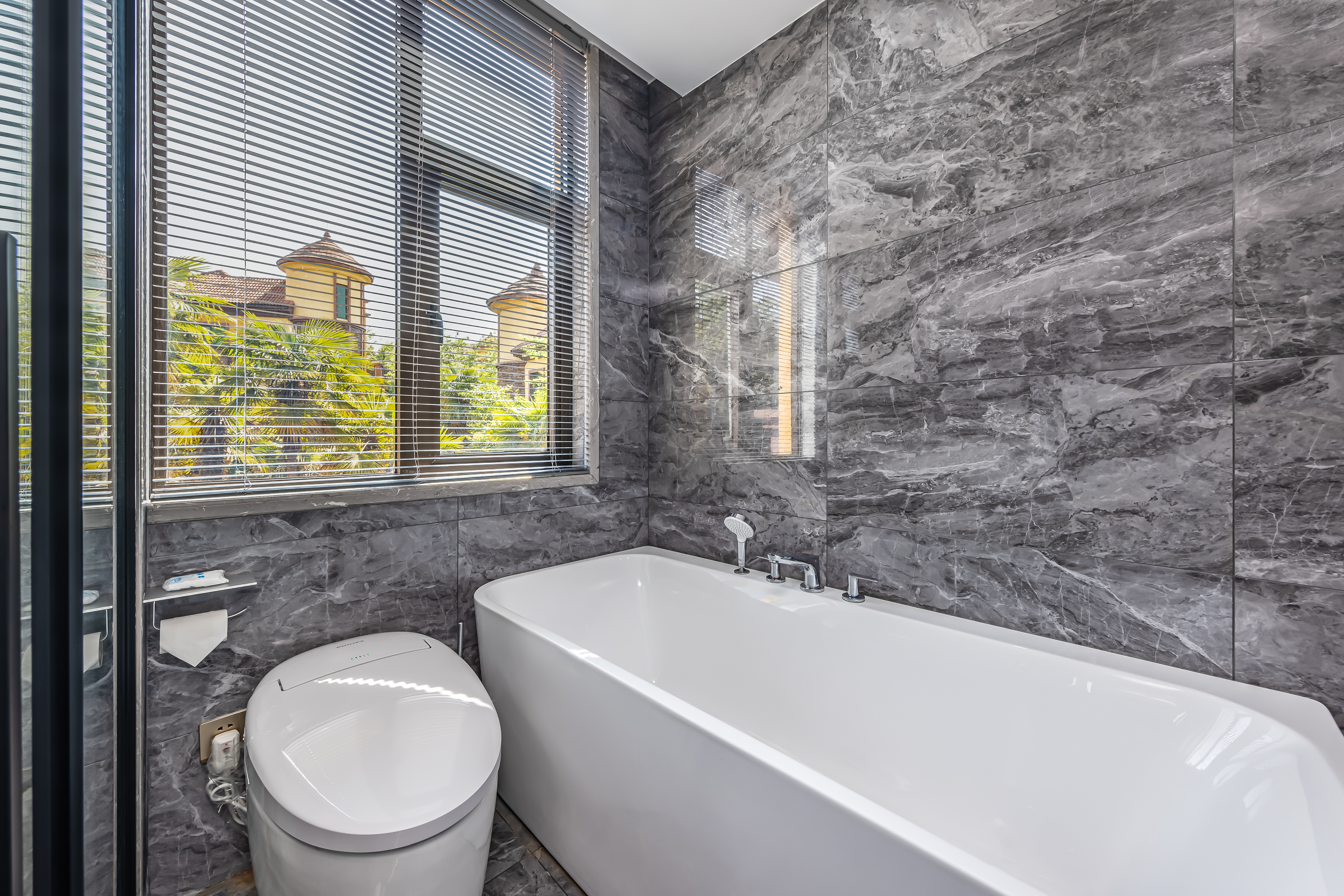 春暖花開·露臺景觀大床房