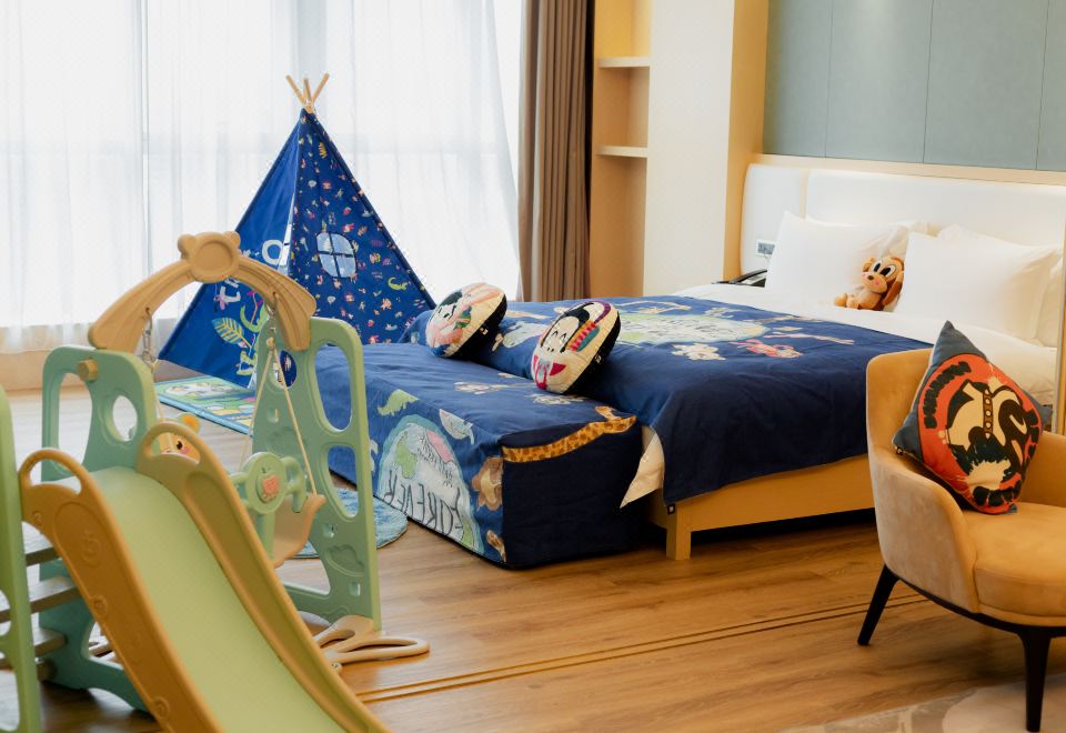 大嘴猴親子套房