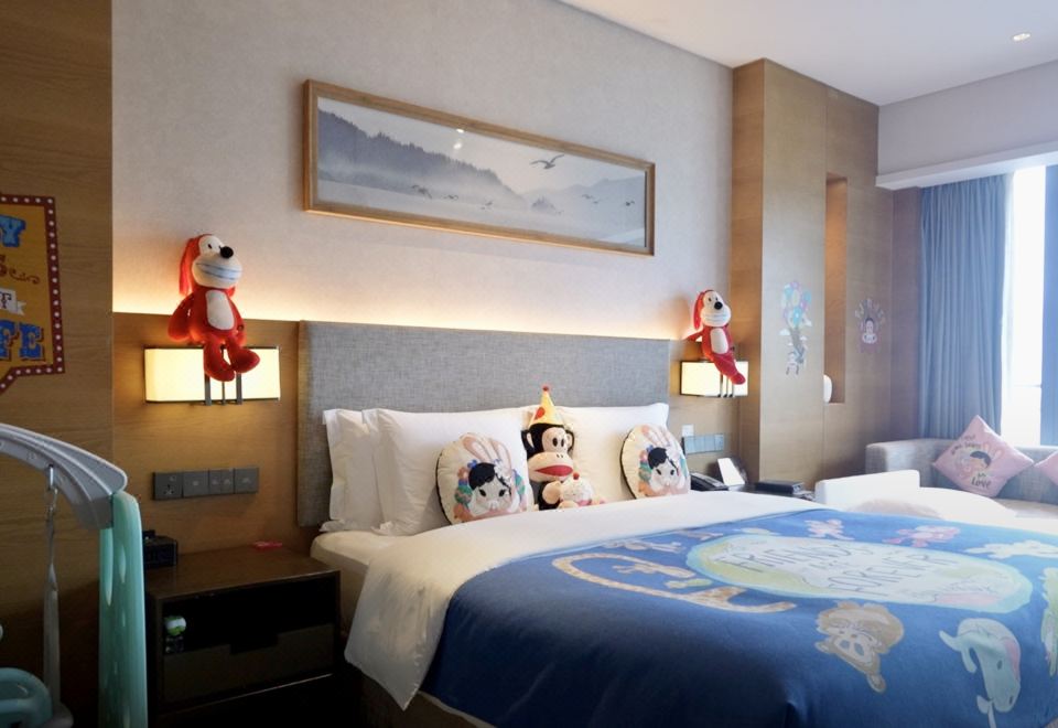 Crowne Plaza Hangzhou One Thousand Island LakePaul Frank Family Theme Room