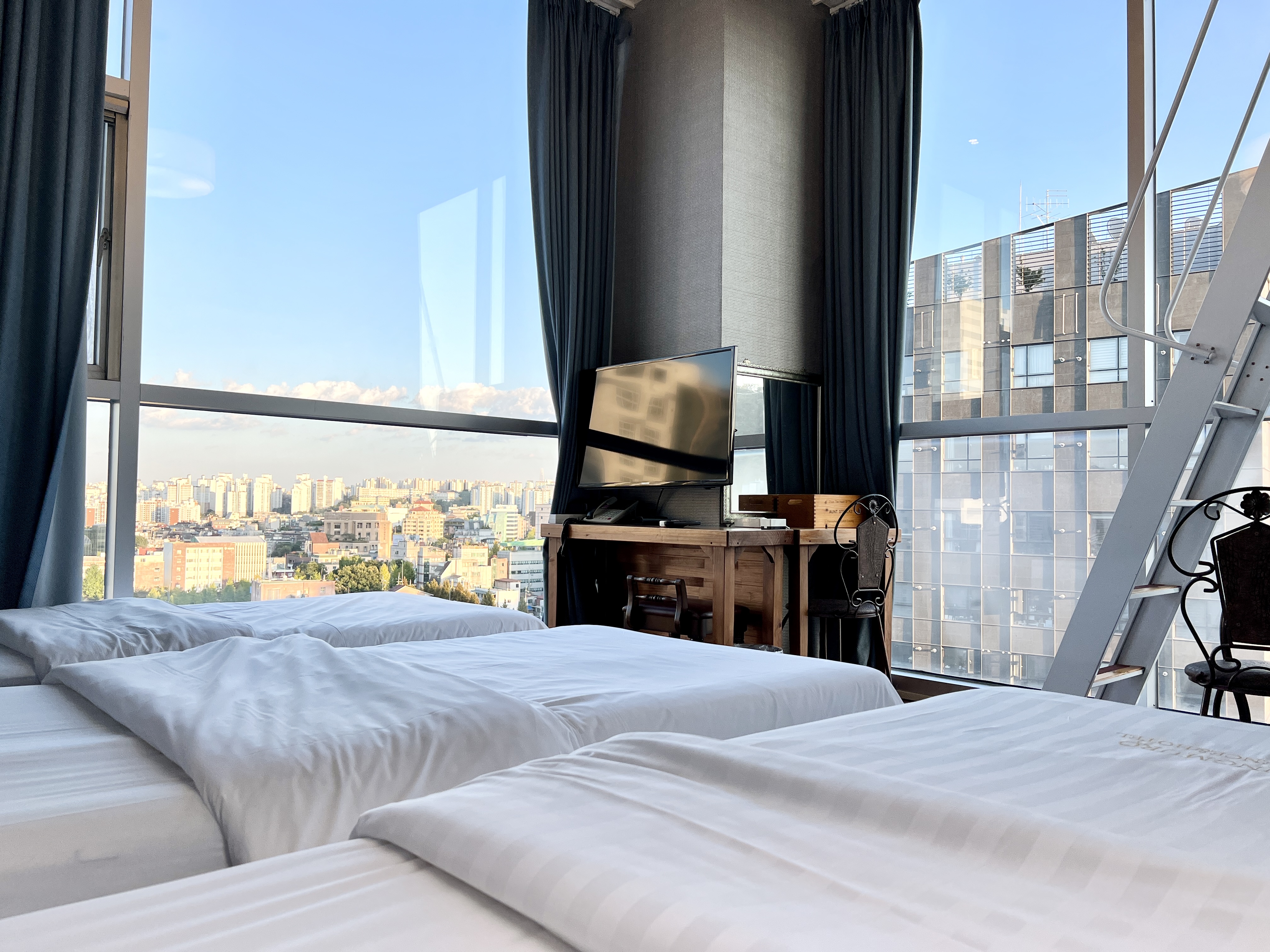 Myeongdong Merlin Hotel, Seoul - 2026 Updated Prices, Deals & Reviews |  Trip.com