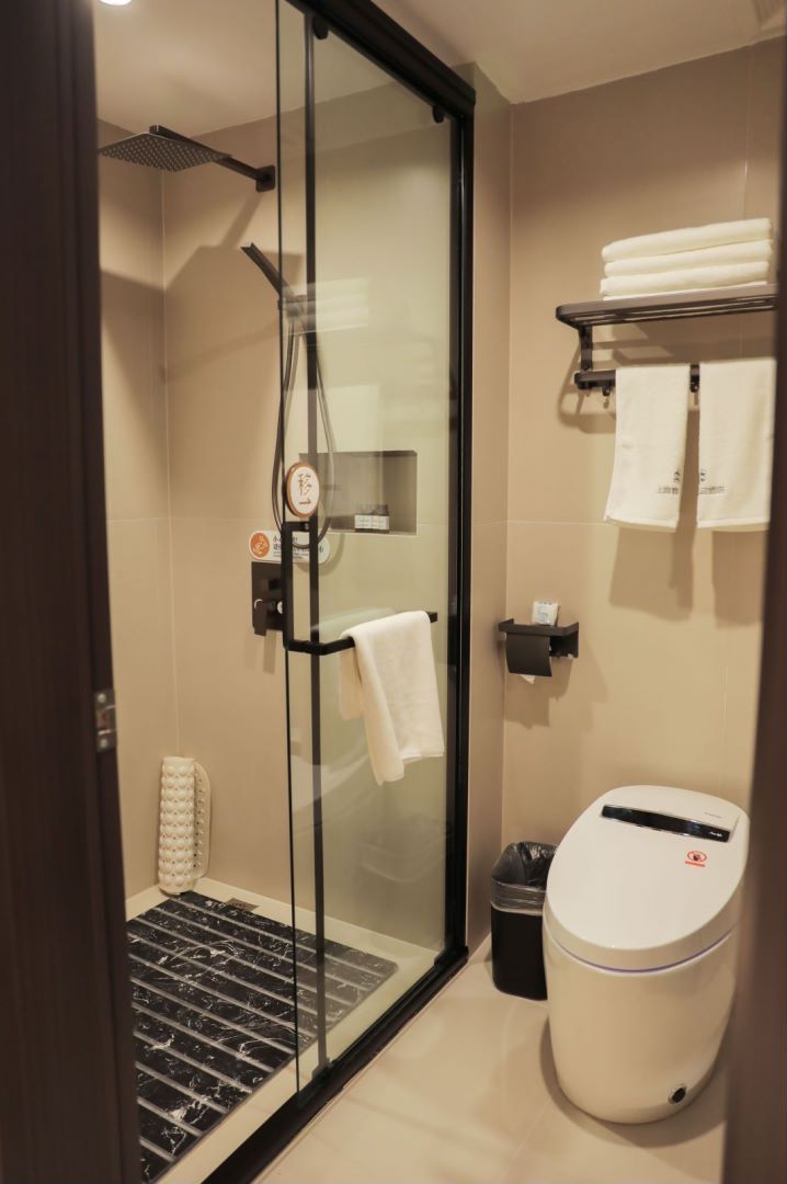 智能大床房（全屋语音控制）