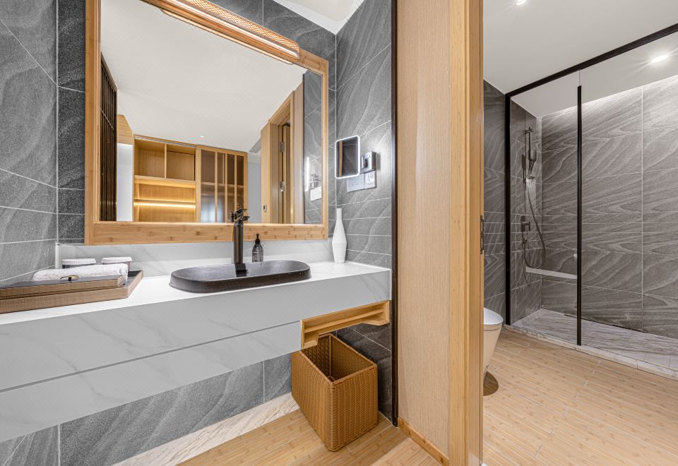 暗香居景觀大床房| 徠芬吹風機| 空氣凈化器|記憶枕