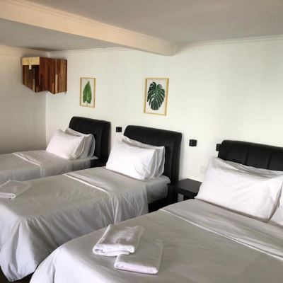 Bilik Deluxe Keluarga Kupon Seaside Travellers Inn