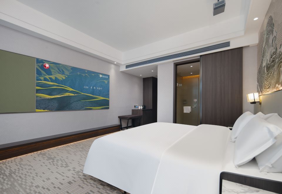 巨幕影音大床房