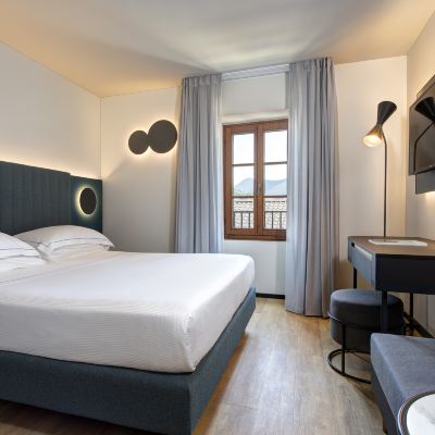 Double Room With Air Conditioner LUGANODANTE Swiss Quality Hotel Promo Code