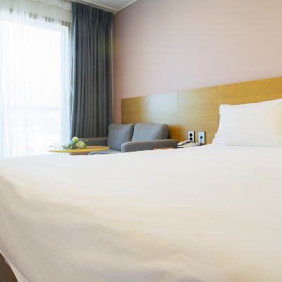 Standard Double Room Sims Hotel Promo Code