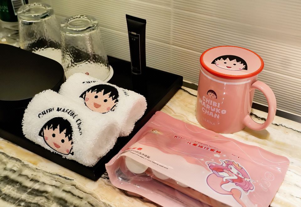 樱桃小丸子亲子大床房