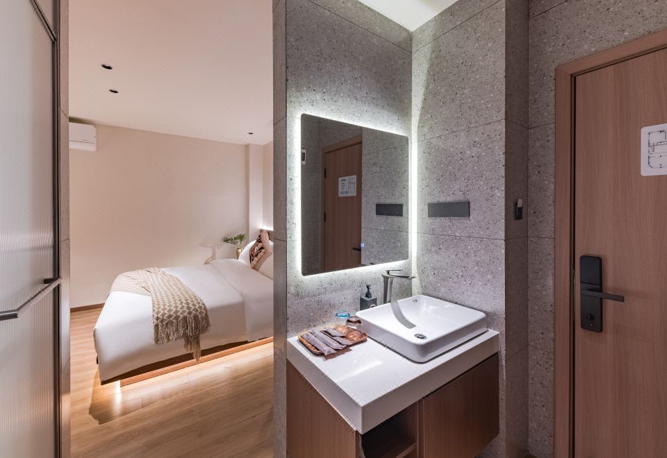 一峯書·投影大床房