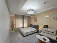Cloud Homestay (Donghai Crystal City Branch)