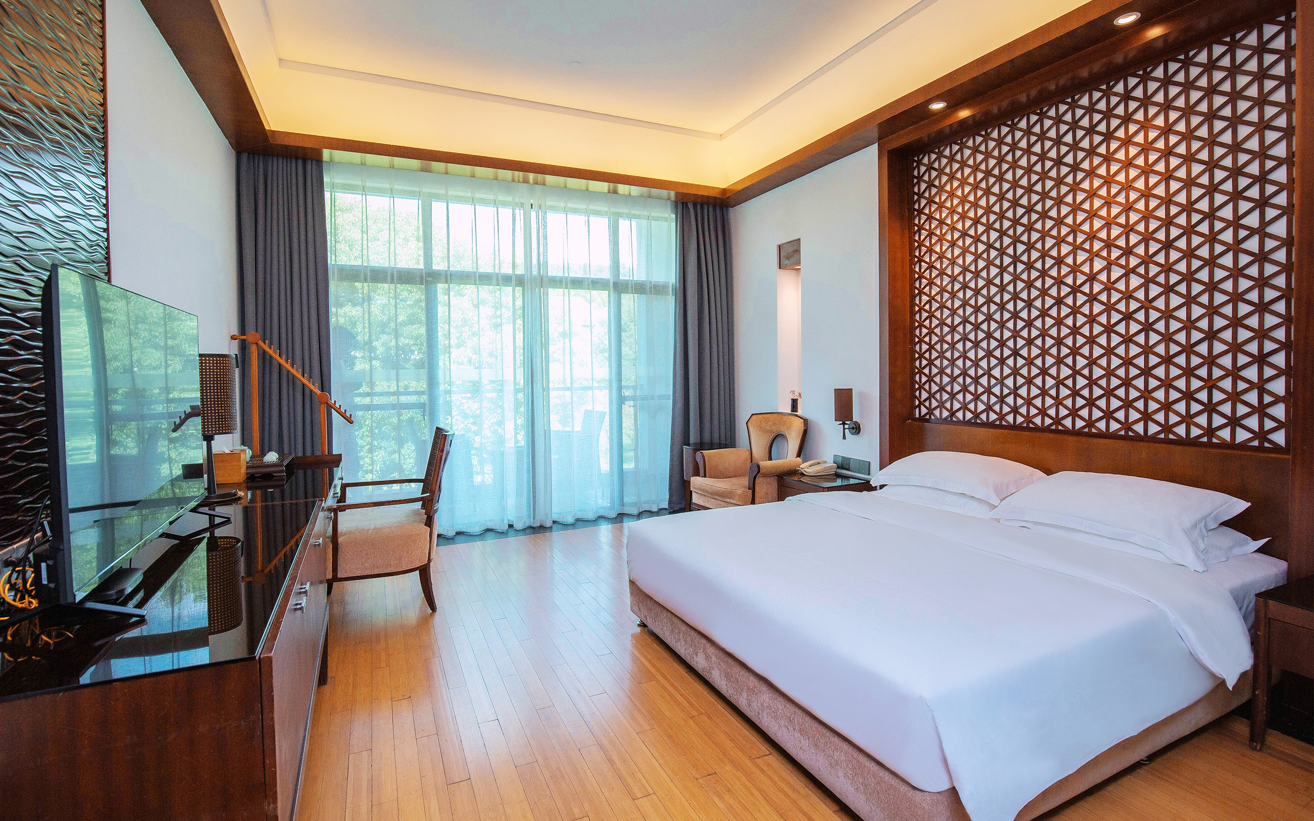 Huanxiu Resort & Spa Hotel主樓大床房